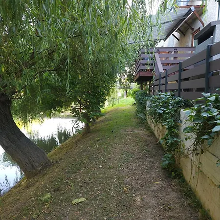 Apartment Kostanjevica Na Krki * Kostanjevica na Krki